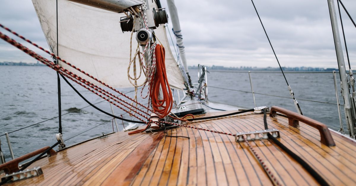 Détail maritime associé à la lecture de la fiche de Altair